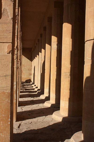 7-Al Deir Al Bahari,28 luglio 2009.jpg